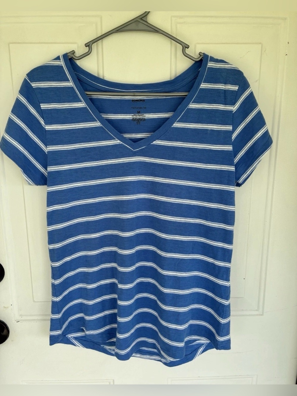 Sonoma Women's Everyday Tee Blue Striped Short Sleeve Shirt Size Medium